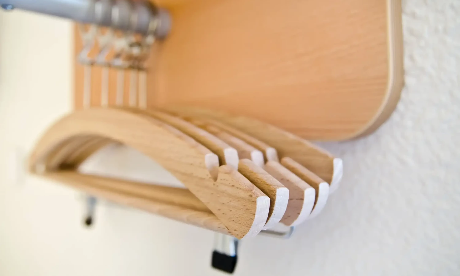 Plain hangers